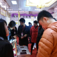 奧邦全屋頂引爆青島華夏家博會(huì)，鋒芒畢露展實(shí)